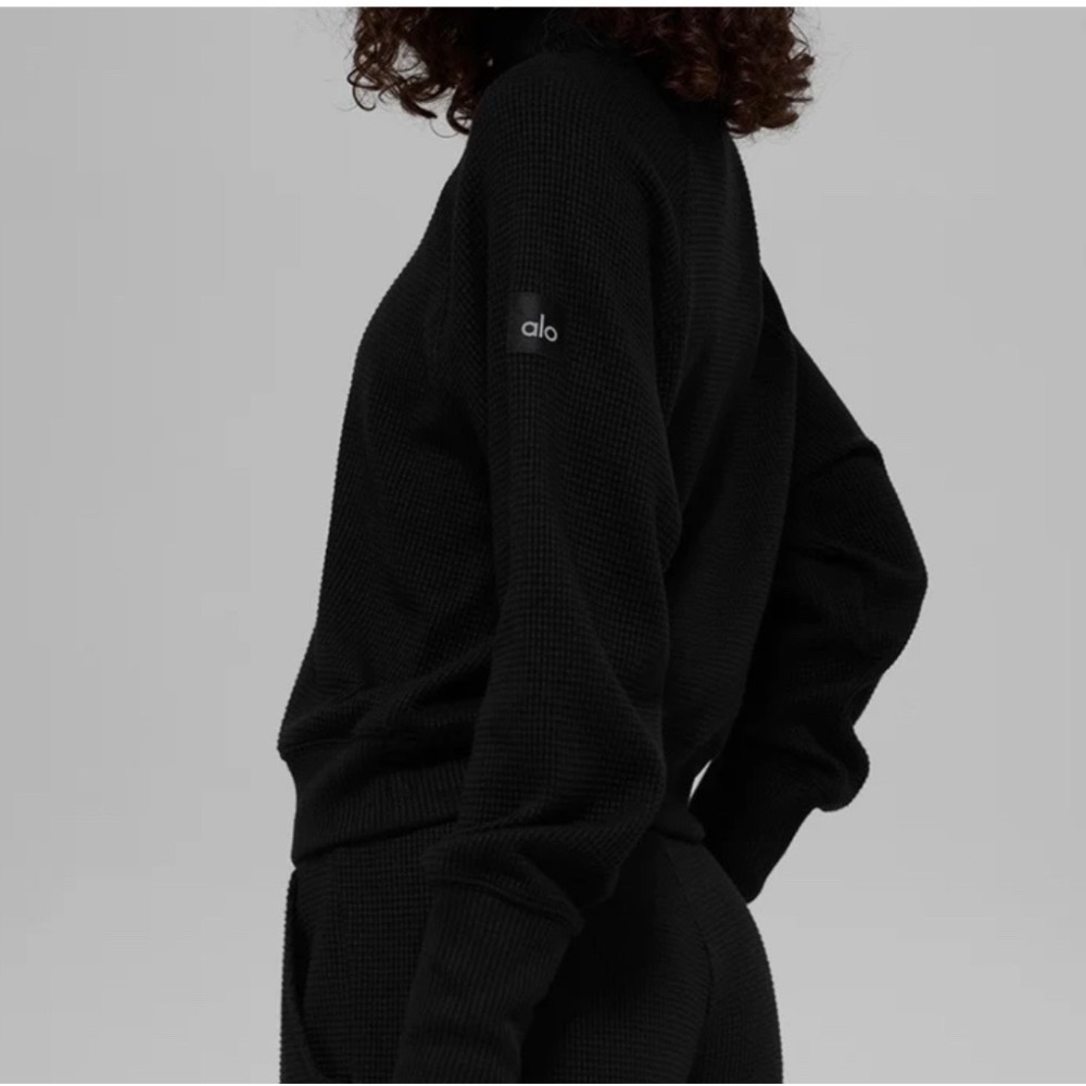 Alo Yoga Waffle Knit Mock Neck Pullover Black Thermal Top Women's size M